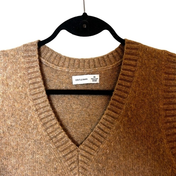 Gentle Fawn Milkshake Tan V-Neck Jordyn Sweater Vest - Picture 8 of 11